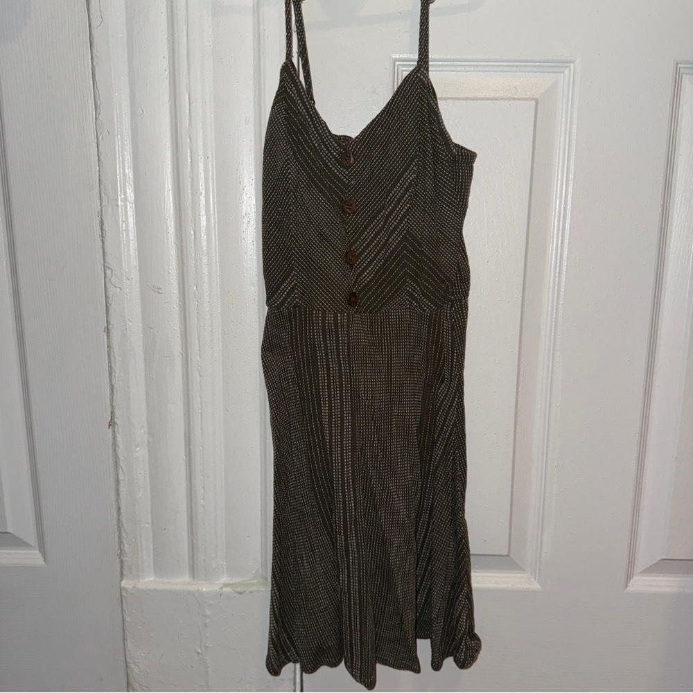 Francesca’s Green “Samantha” Button-Front Flare Mini Dress – Size XXS